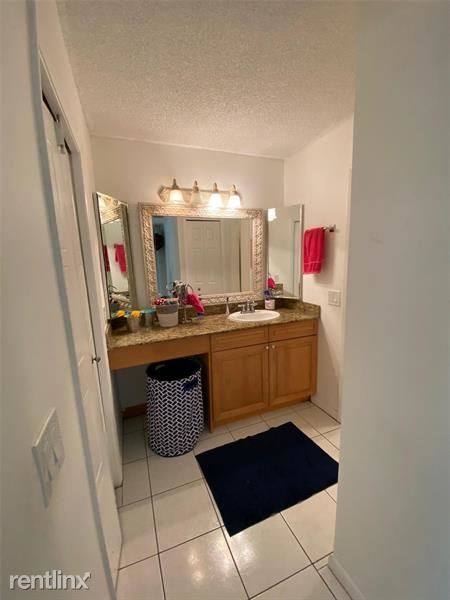 Foto del edificio - 2 br, 2 bath  - 300 Racquet Club Rd