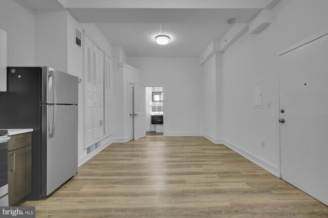 Foto del edificio - 44 S 3rd St