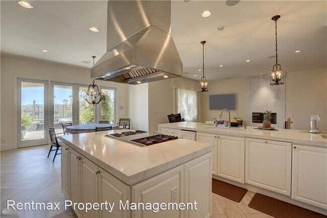 Building Photo - 5 br, 6 bath House - 11635 EVERGREEN CREEK LN