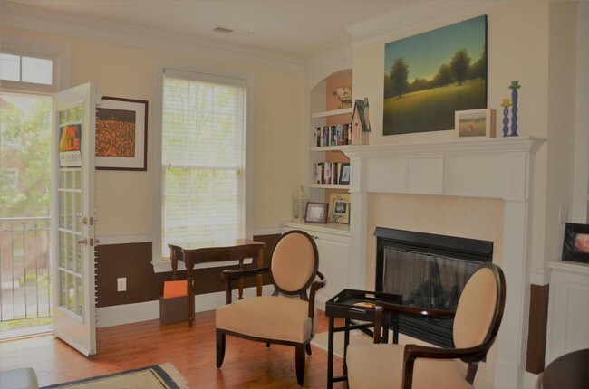 Foto del edificio - 1283 W Spring St SE