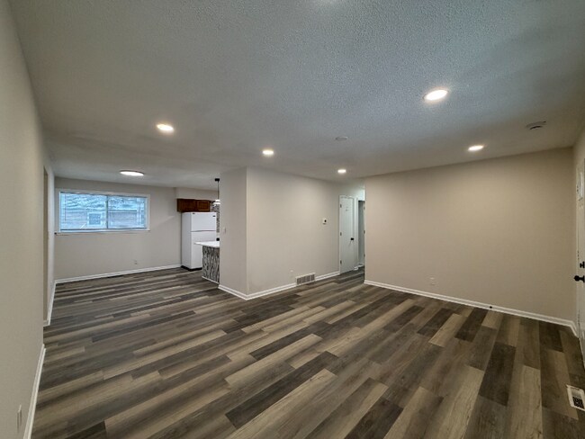 Foto del edificio - 3011 Peterson St