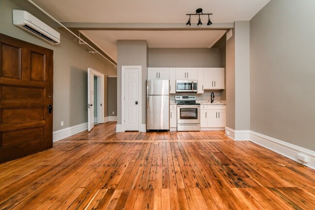 Interior Photo - The Hamilton