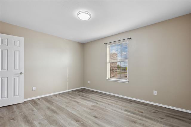 Foto del edificio - 3200 Crofton Dr