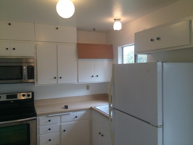 Foto del edificio - 4546 Murphy Ave