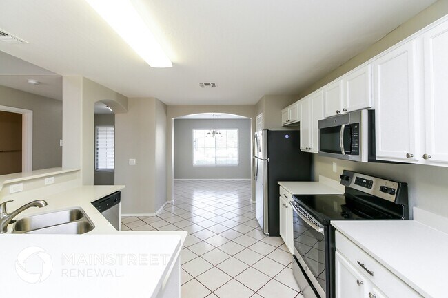 Building Photo - 11221 W Mountain View Dr