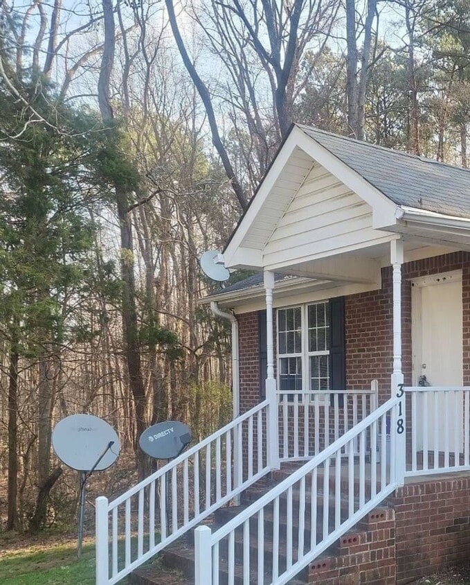 Primary Photo - 2 bedroom duplex in Wake Forest
