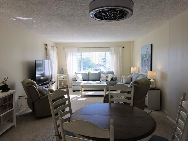 Foto del edificio - 4650 Cove Cir