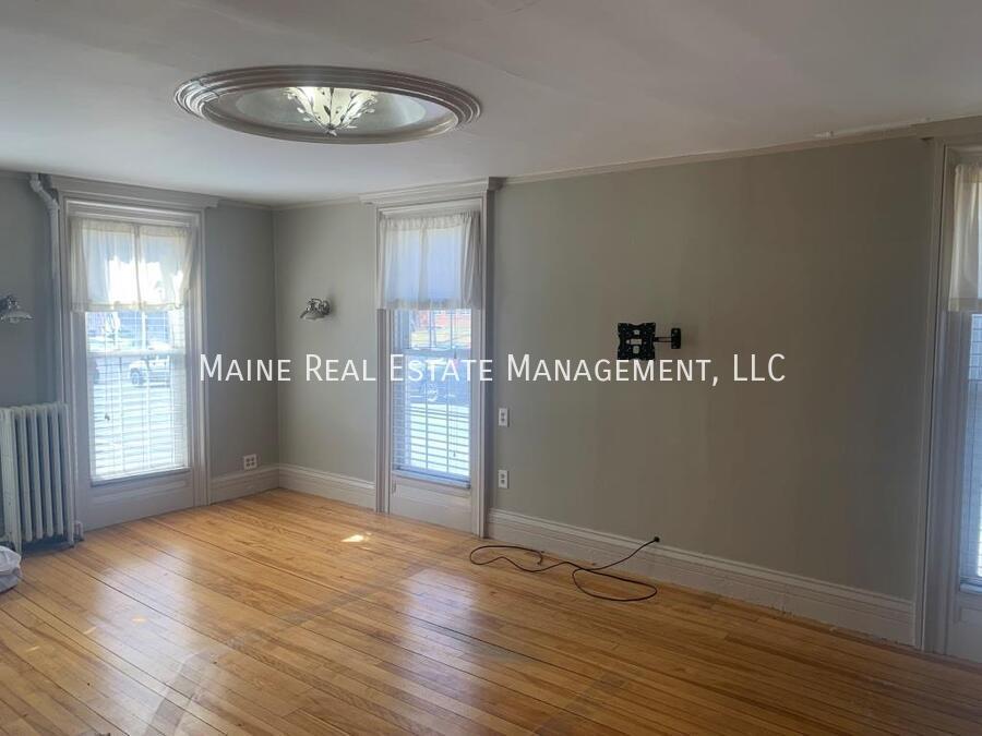 Primary Photo - 109 State St