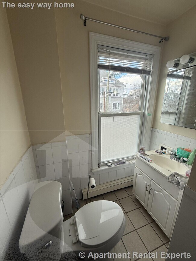 Building Photo - 60 Walden St