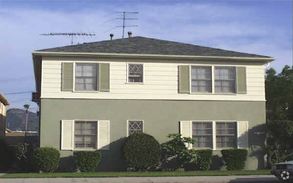 Building Photo - 1910 W Verdugo Ave