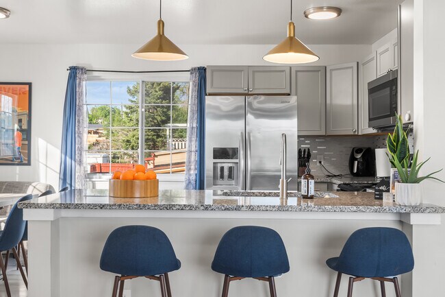 Full Kitchen - 7652 Granada Rd