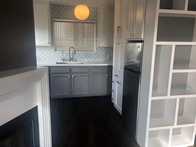 cocina - 1428 Hermosa Ave