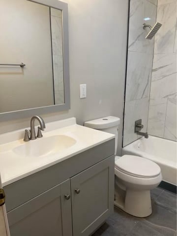 Building Photo - 7901 Camargo Rd