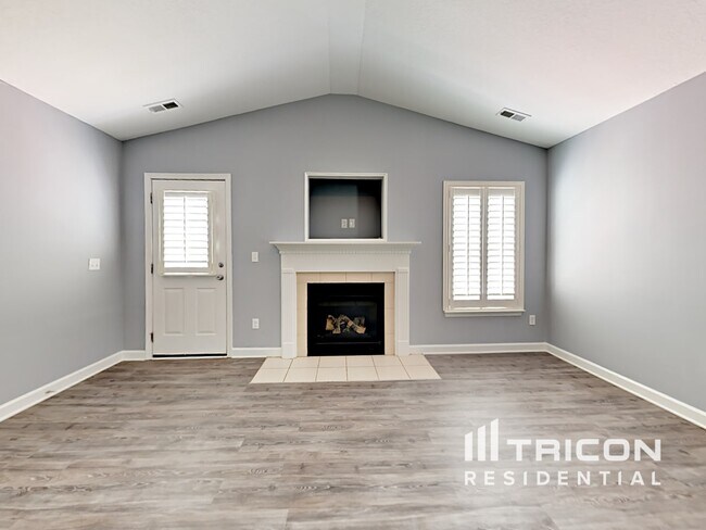 Foto del edificio - 3633 Crowders View Dr