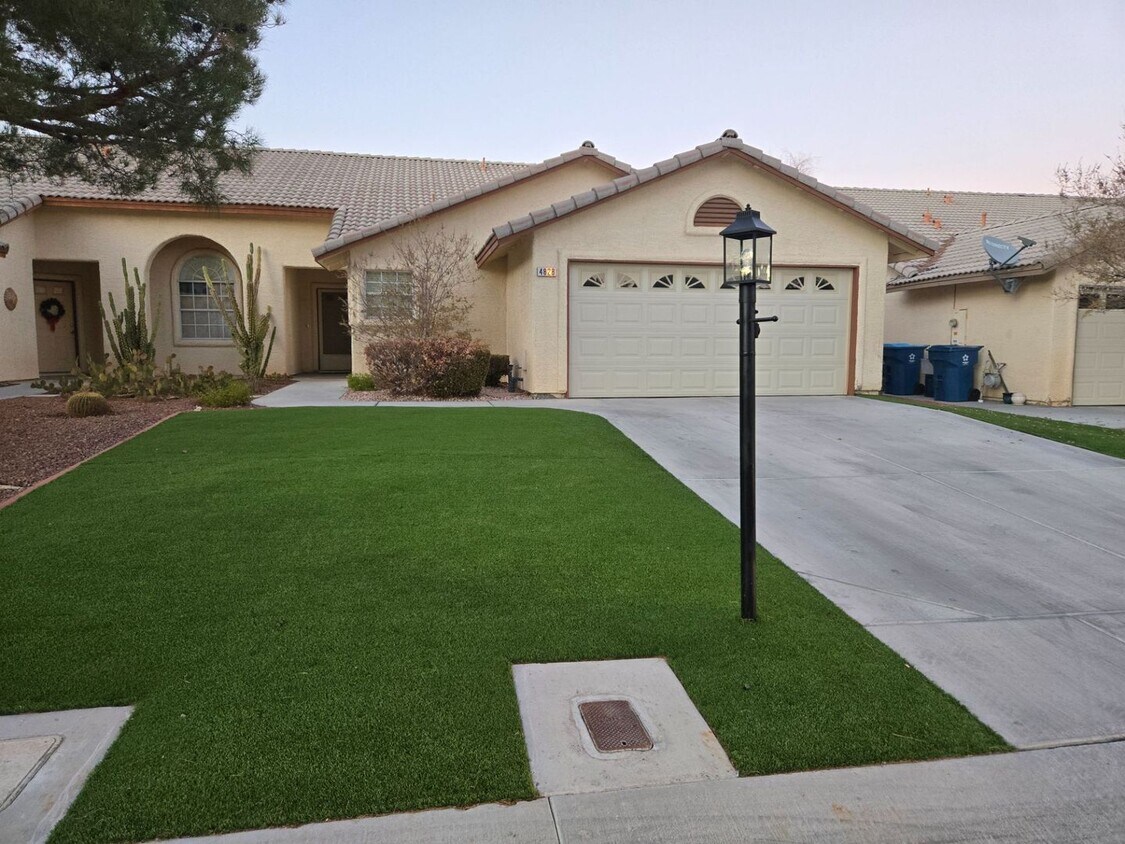 Primary Photo - Northwest - Guard Gated