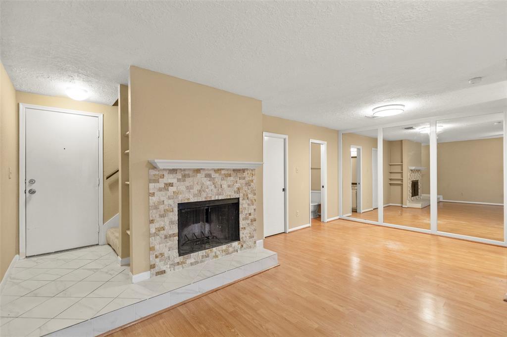 Primary Photo - 2379 Briarwest Blvd