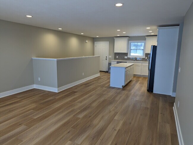 Foto del edificio - Recently Built 4 Bedroom, 2.5 Bath Duplex in Grandville
