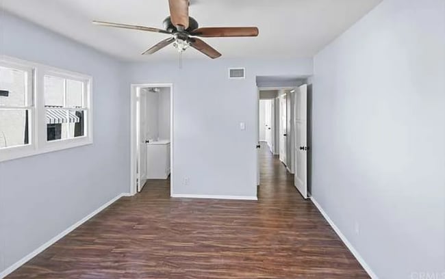 Foto del edificio - 13827 Franklin St