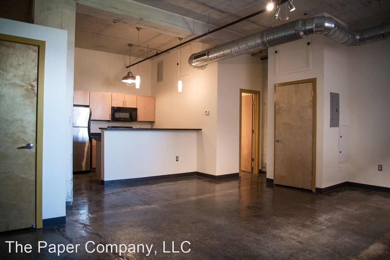 Building Photo - 203 Hull St