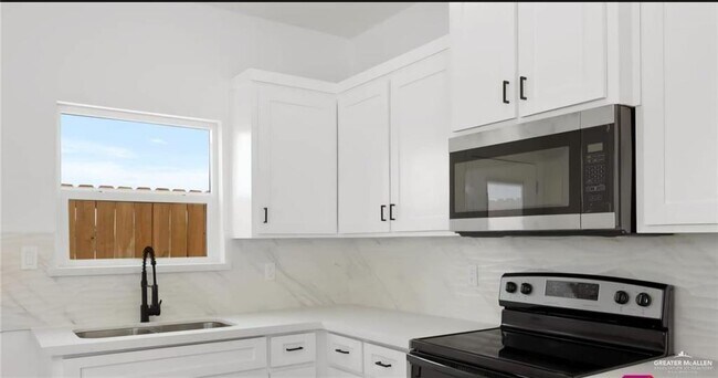 Foto del edificio - 10 East St