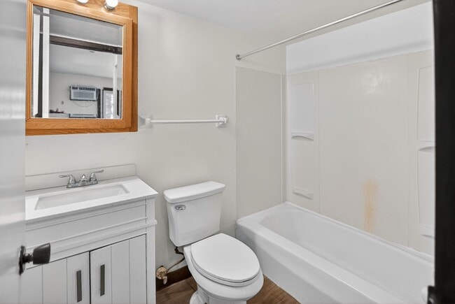 Building Photo - 3722 W Karstens Dr