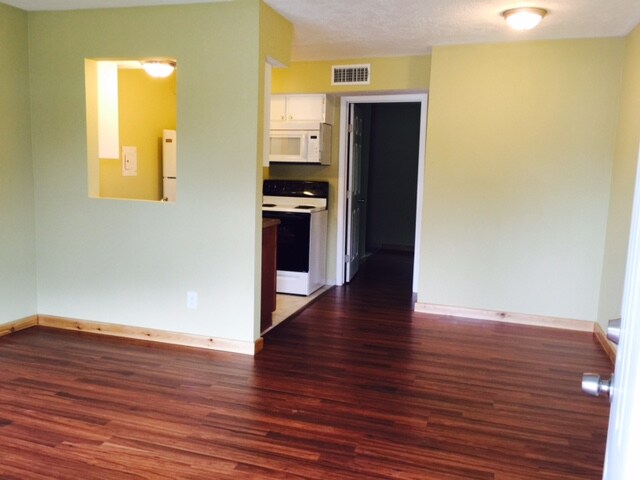 Foto principal - 1000 S 1st St