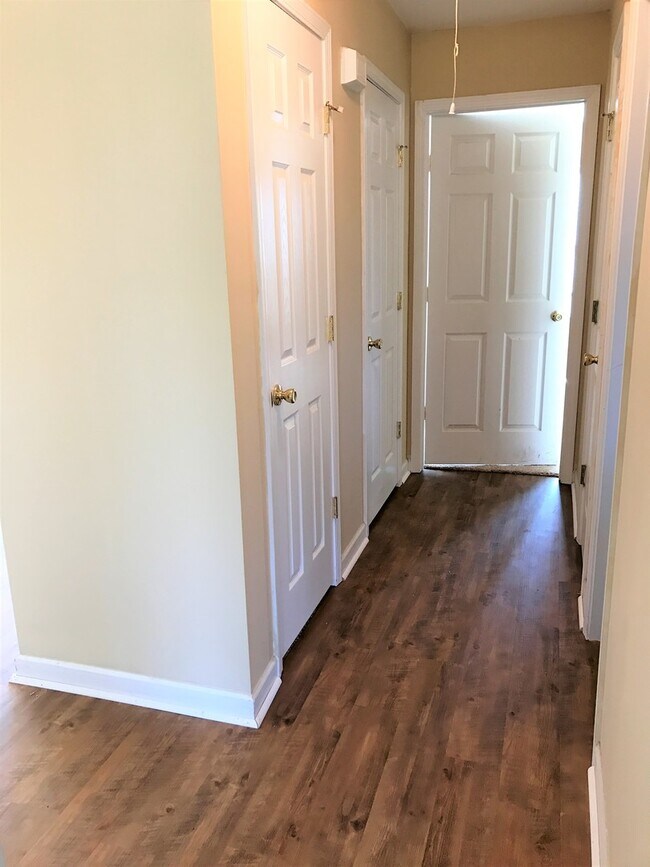 Building Photo - 9045 Whispering Pines Blvd