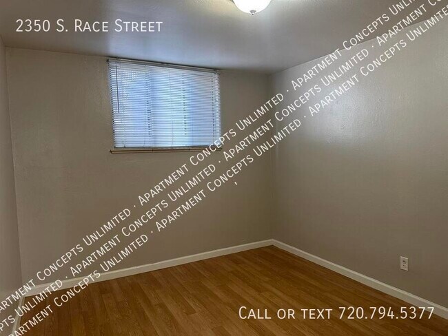 Foto del edificio - 2350 S Race St