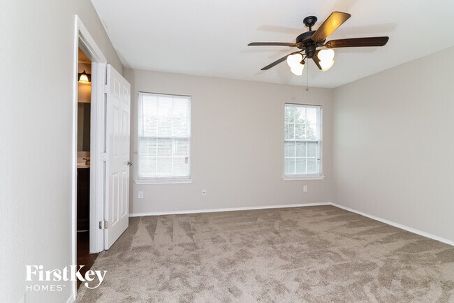 Building Photo - 15622 Gatsby Ln
