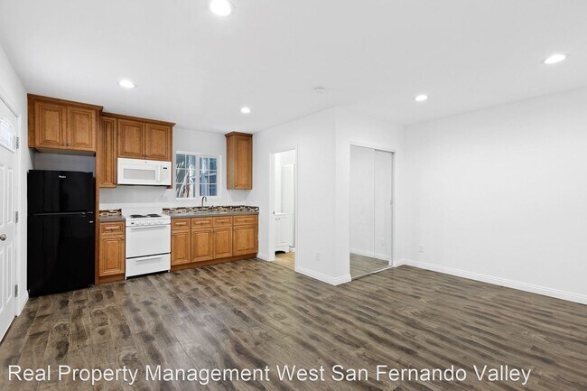 Foto del edificio - Studio, 1 bath House - 18157 Acre St.