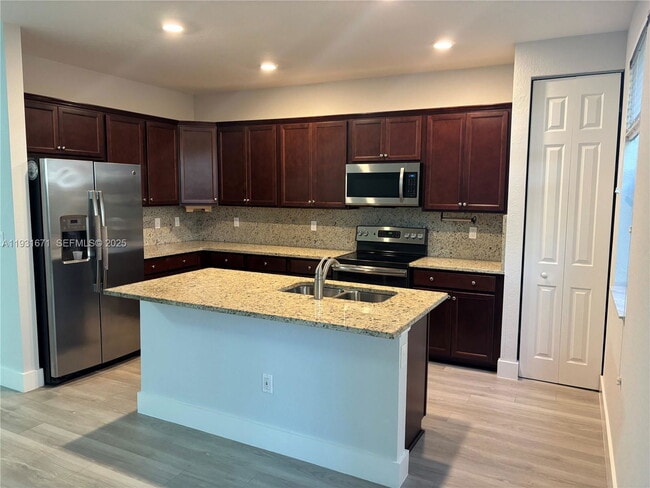 Photo - 4081 Allerdale Pl House