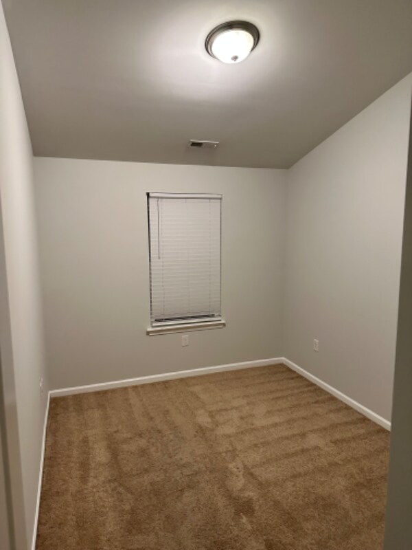 Building Photo - 7305 Chipley Dr