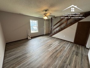 Building Photo - 533 Collier Ln