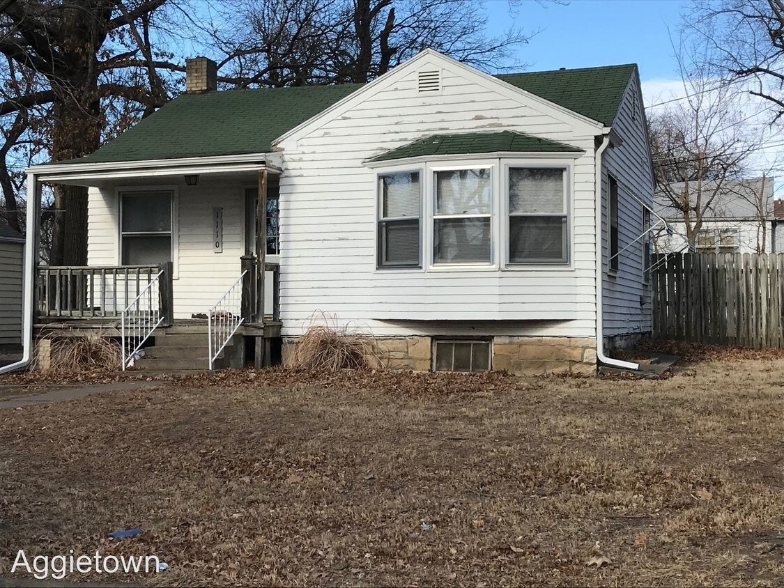 1110 Pomeroy St, Manhattan, KS 66502 Condo for Rent in Manhattan, KS