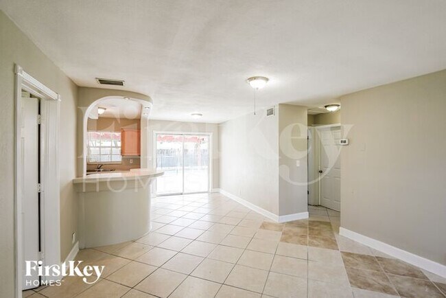 Foto del edificio - 6551 NW 5th St