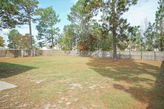 Foto del edificio - Gorgeous Three Bedroom Home!