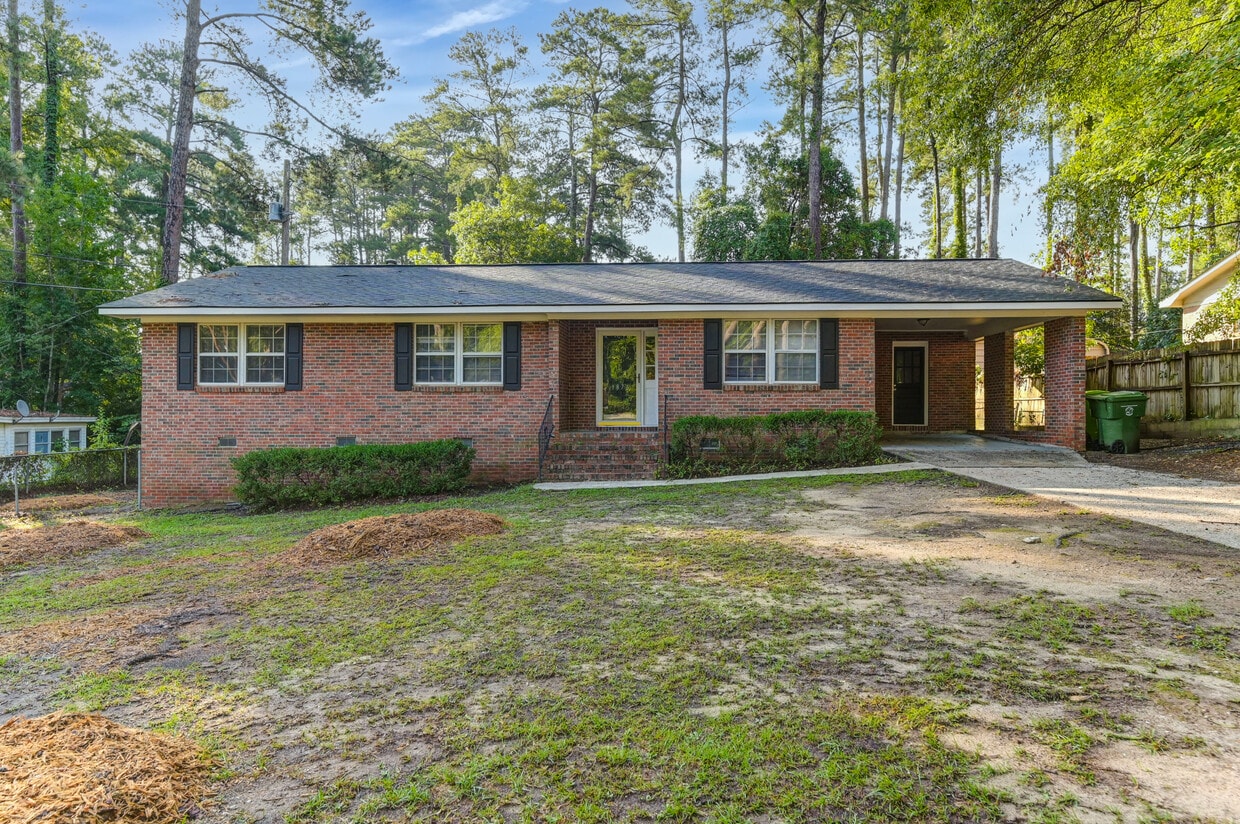 1876 Woodsboro Dr, Columbia, SC 29210 House Rental in Columbia, SC