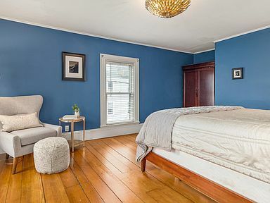 Building Photo - 114 Cabot St