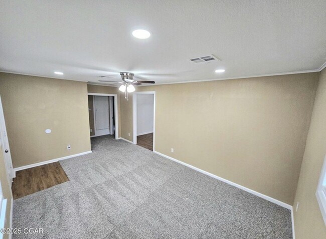 Building Photo - 927 K St NW