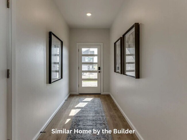Foto del edificio - 3409 NW 196th St