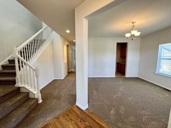 Photo - 7595 Fargo Dr House