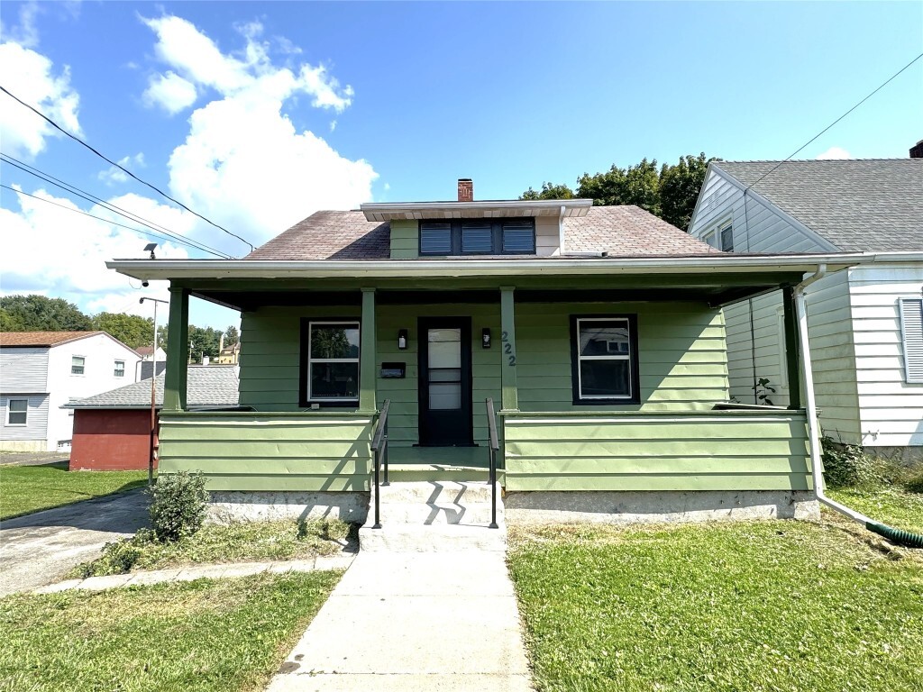 Primary Photo - 222 Roosevelt Ave