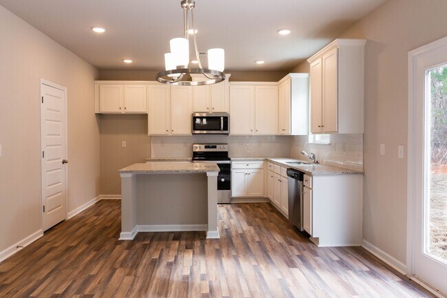 Foto del edificio - Magnificent 4 Bed 2.5 Bath home in Griffin!