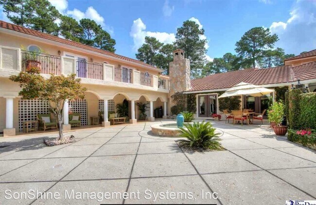 Foto del edificio - 5 br, 4.5 bath House - 2751 Ascot Dr