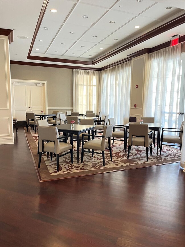 Foto del edificio - 16102 Emerald Estates Dr