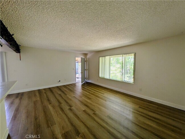 Foto del edificio - 4146 Trevor Ln