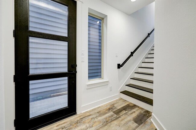Building Photo - 10920 Keaton Landing Dr