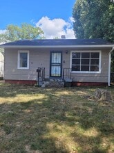 Building Photo - 1414 Francis Dr