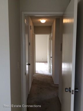 Building Photo - 5879 El Zuparko Dr
