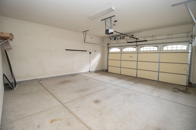 Foto del edificio - 342 Woodmill Cir